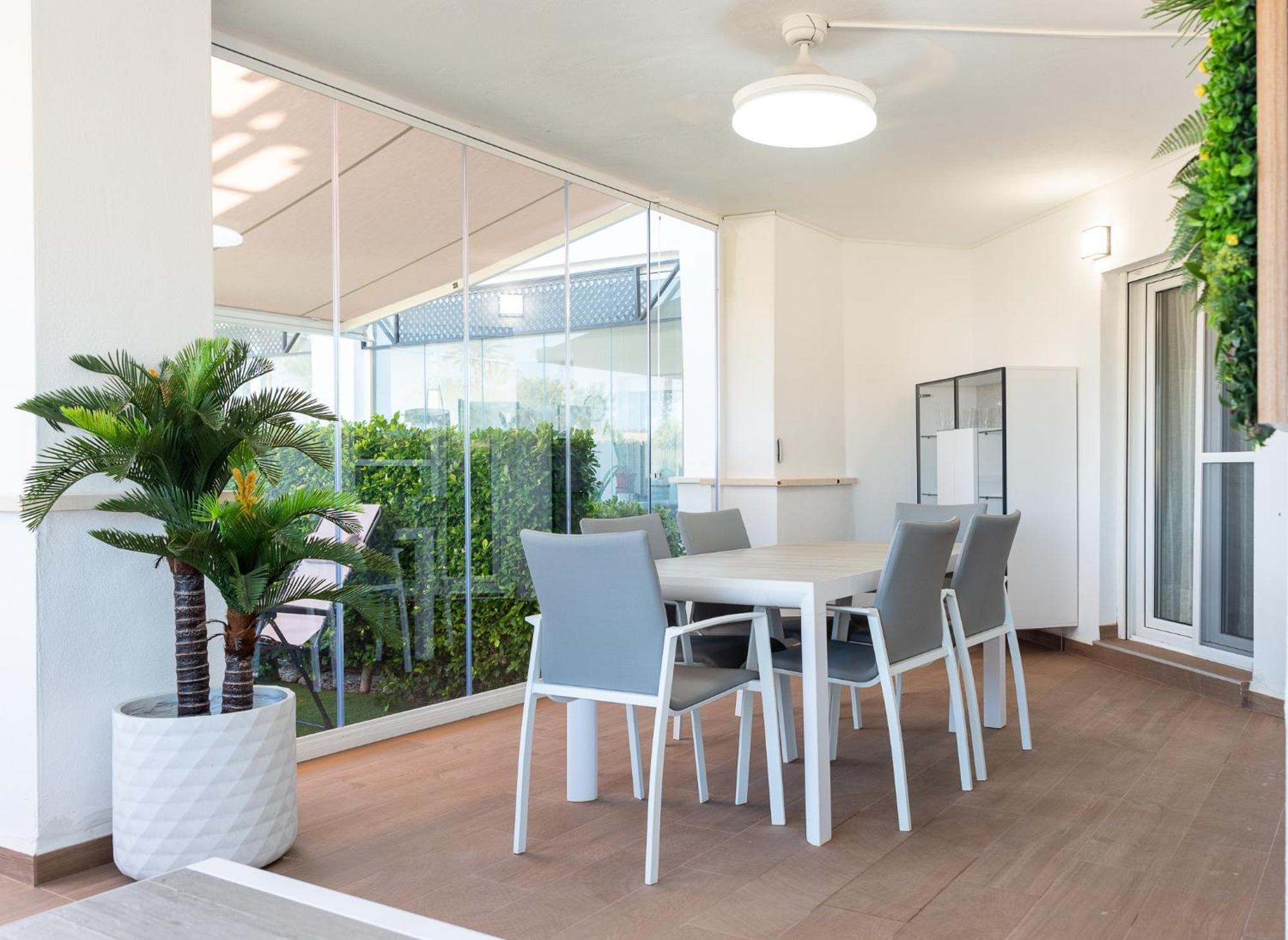 Premium En Planta Baja En La Torre Golf Con Gran Terraza Acristalada, Piscina Con Jacuzzi Y Vistas Al Golf Apartment *